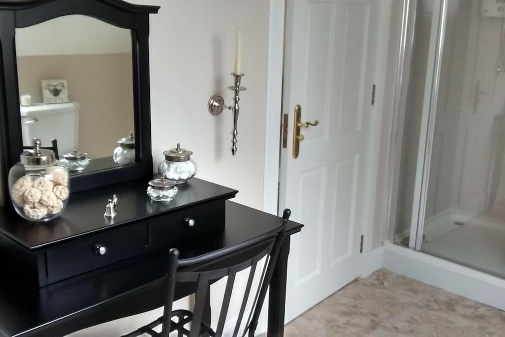 مبيت وإفطار Kilmorack 7 Burnside House المظهر الخارجي الصورة